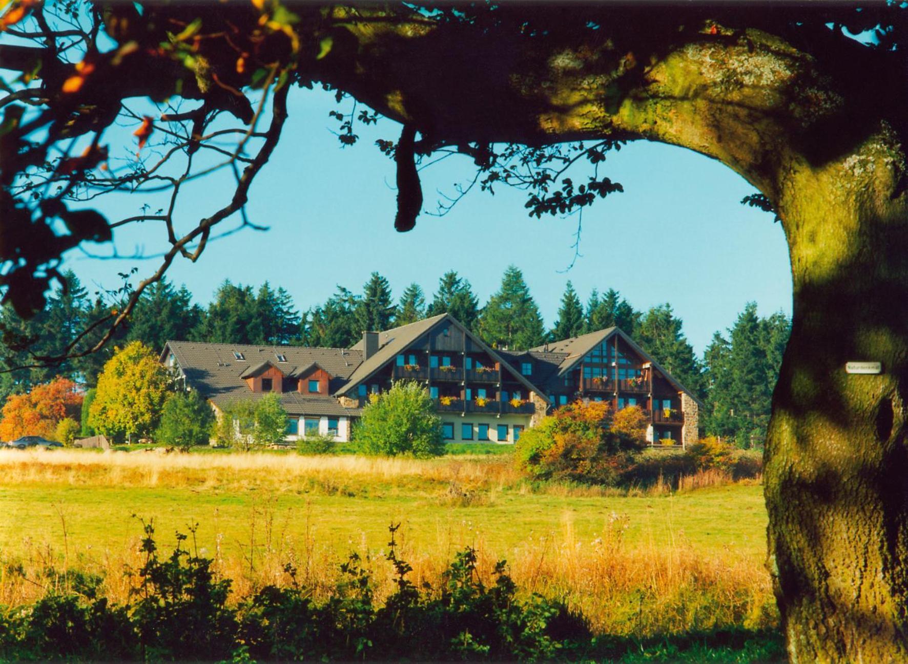 Berggasthof & Hotel Sennhuette Fladungen Buitenkant foto